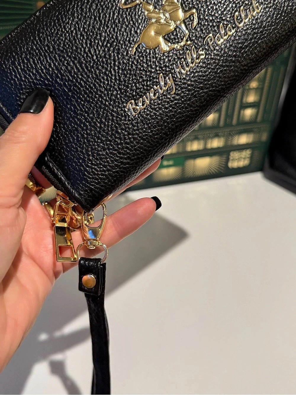 GORGE sleek Beverly Hills Polo Club Wristlet Large Phone Wallet Black Gold NWOT - Picture 10 of 13